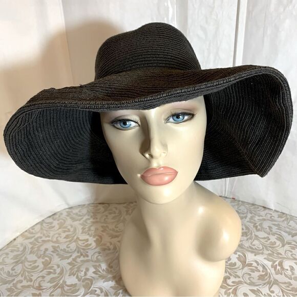 Kathy Jeanne Floppy Bucket Straw Black Hat Size M/L Gorgeous - Picture 1 of 8